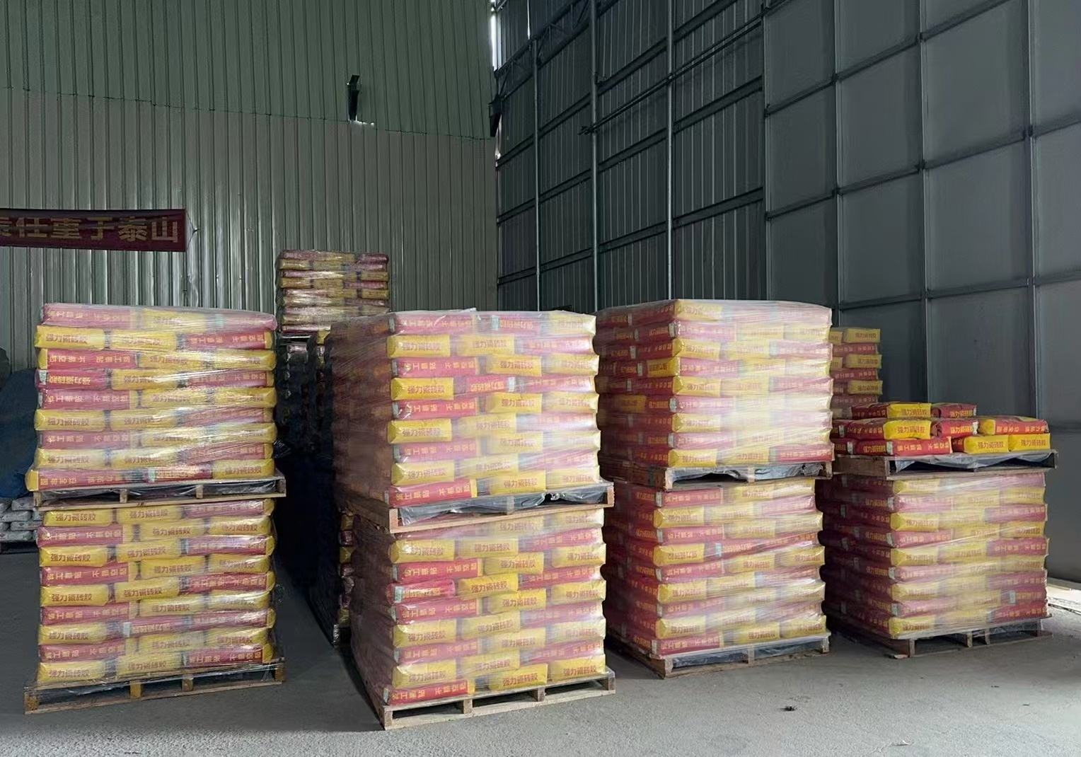Dessini Ceramic tile adhesive